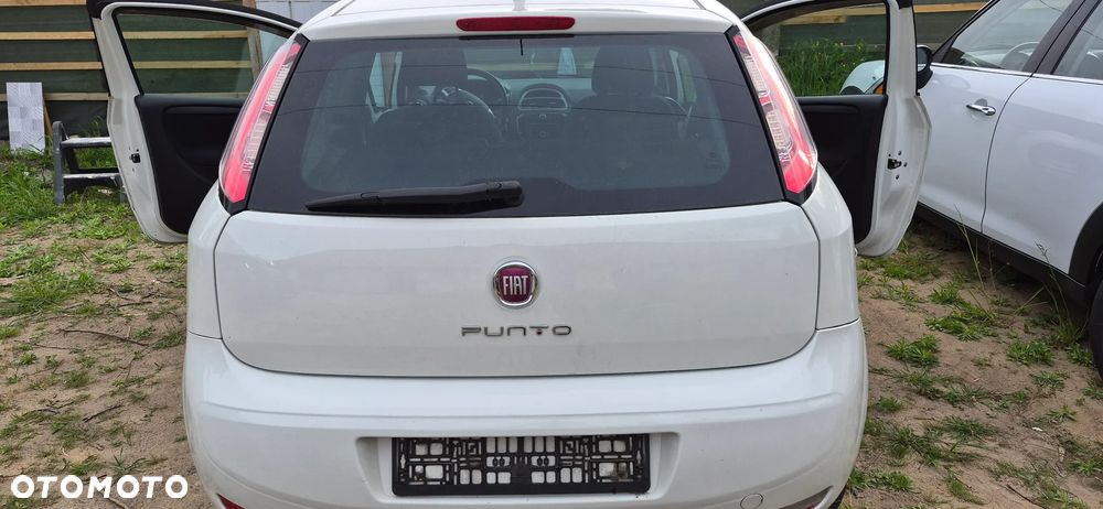 Fiat Punto 1.4 Easy S&S - 9