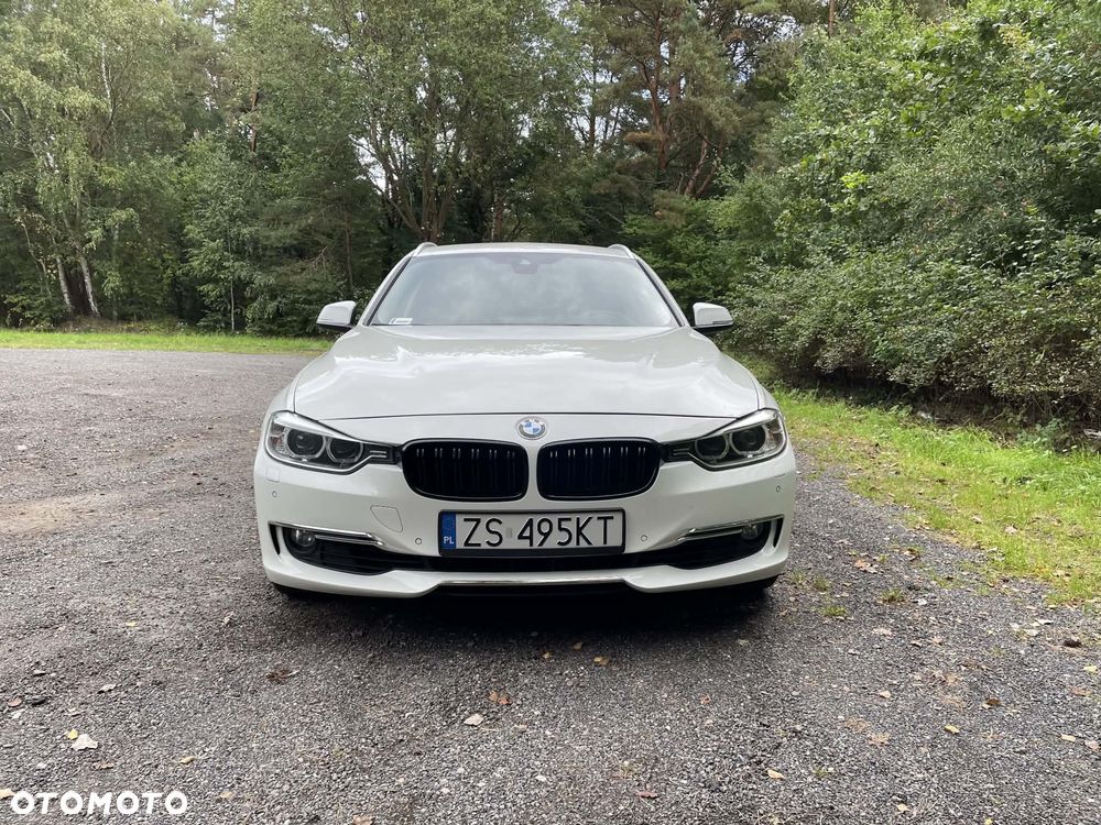 BMW Seria 3 330d Luxury Line - 3