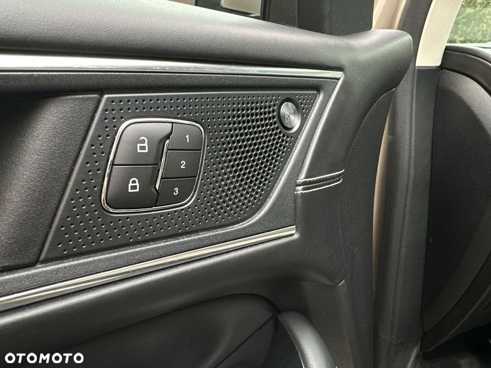 Ford Edge 2.0 EcoBlue Twin-Turbo 4WD Vignale - 10