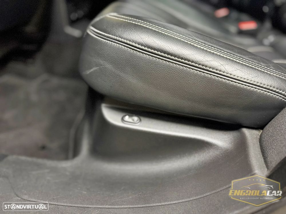 Land Rover Range Rover Velar 2.0 D R-Dynamic SE - 19