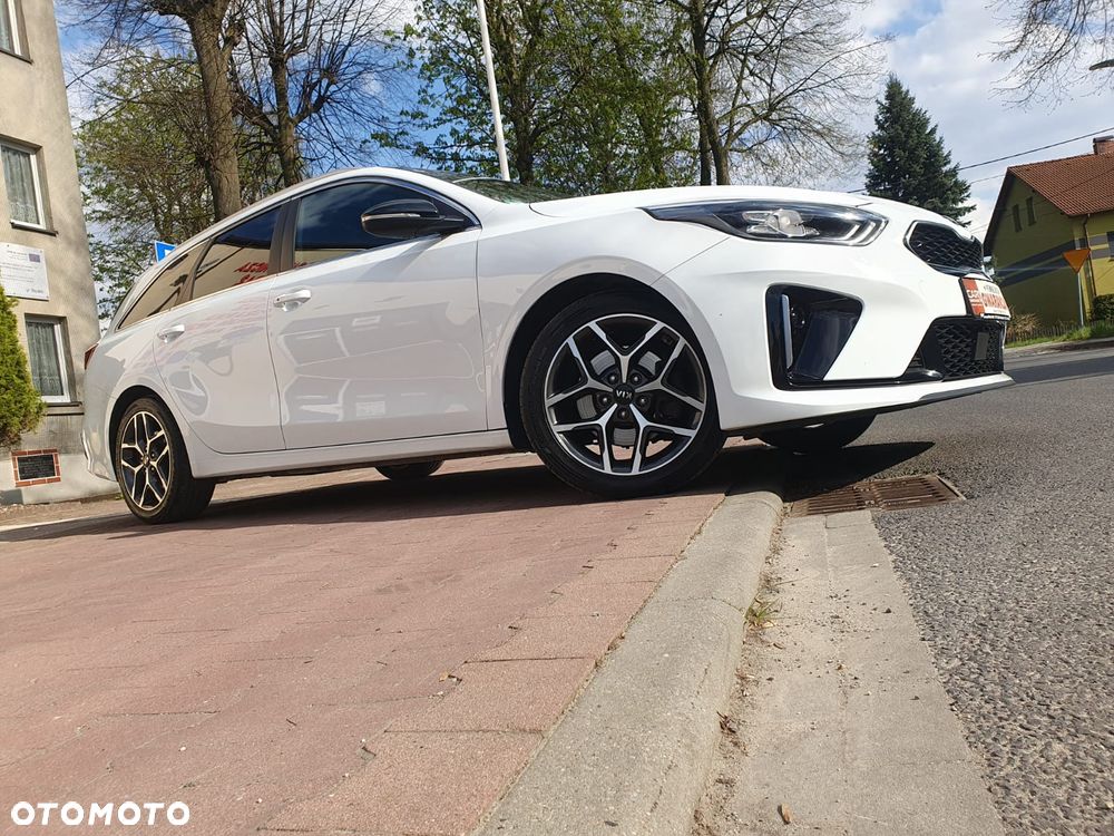 Kia Ceed 1.4 T-GDI OPF GT Line - 25