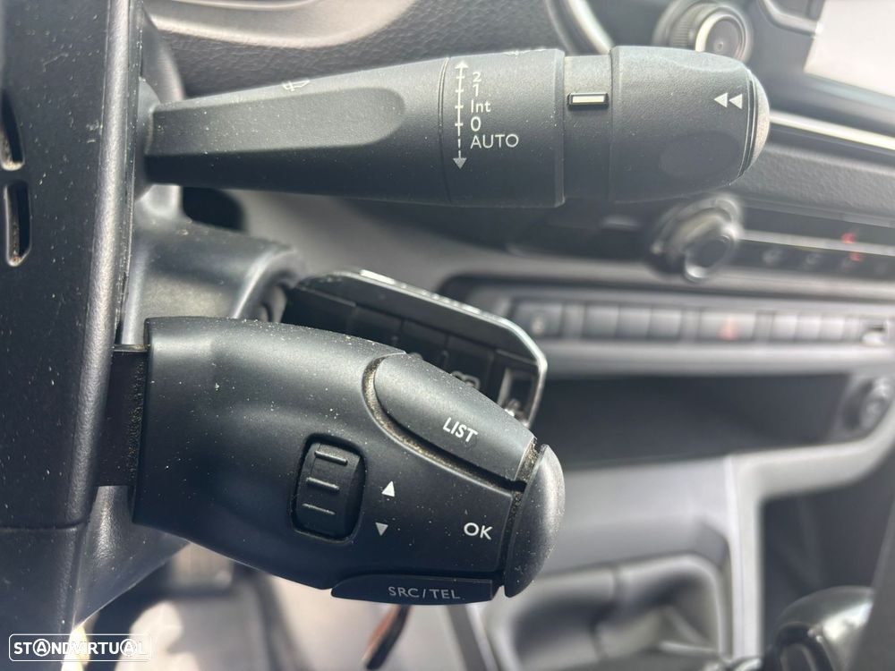 Peugeot Expert 2.0 BlueHDI 122cv - LONGA - 6 LUGARES + CX CARGA - 29