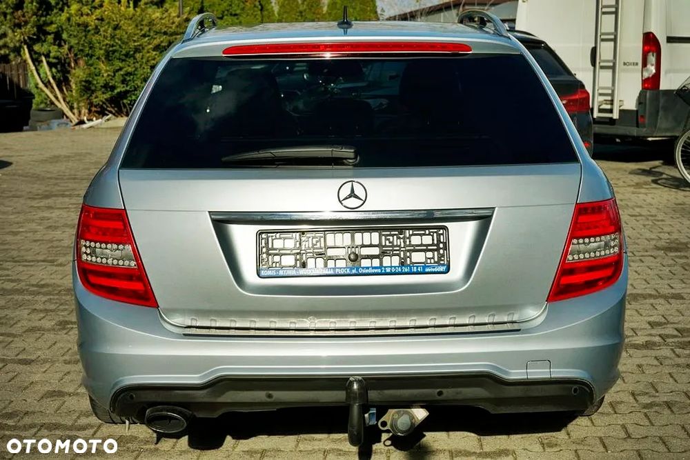 Mercedes-Benz Klasa C 200 CDI BlueEff Avantgarde - 5