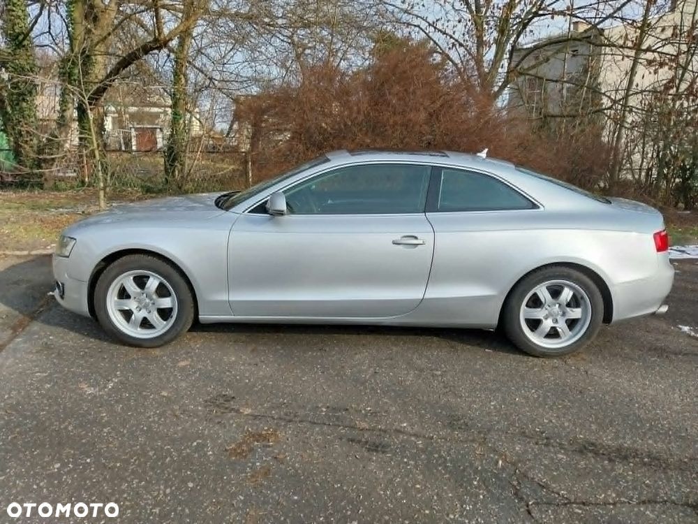 Audi A5 Coupé 2.7 TDI Multitronic - 3