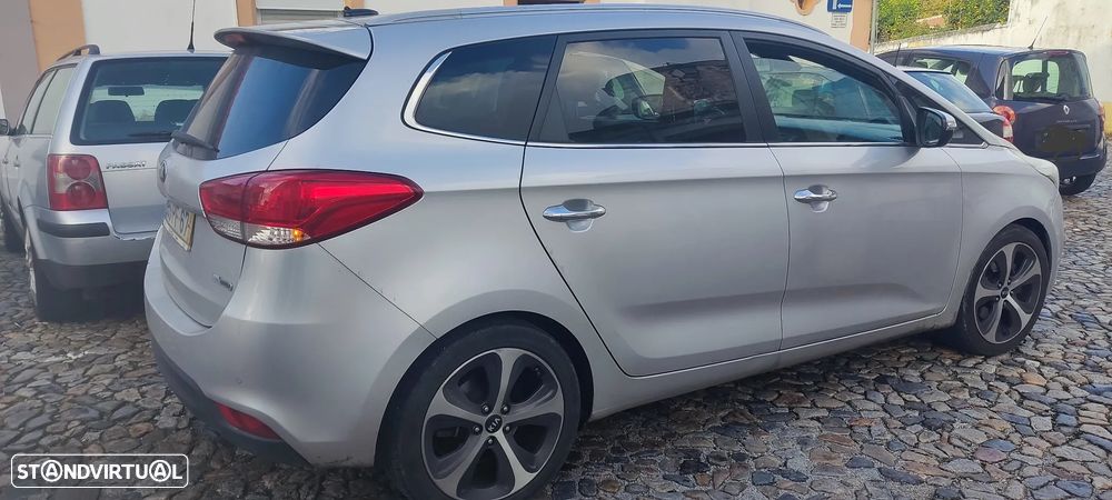 Kia Carens 1.7 CRDi ISG TX - 3