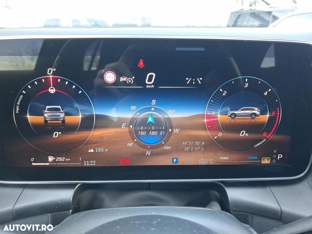 Mercedes-Benz GLC 300 d 4Matic 9G-TRONIC AMG Line Advanced - 23