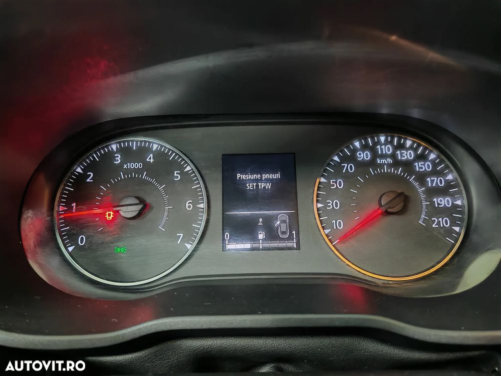 Dacia Duster SCe 115 2WD Prestige - 13