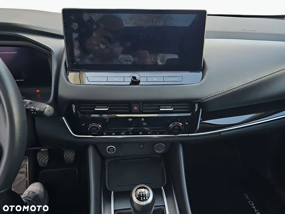 Nissan Qashqai 1.3 DIG-T N-Connecta - 14