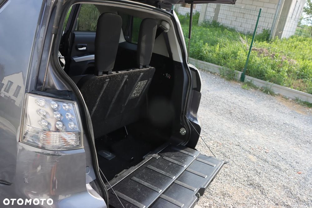 Mitsubishi Outlander 2.0 DID Instyle - 19
