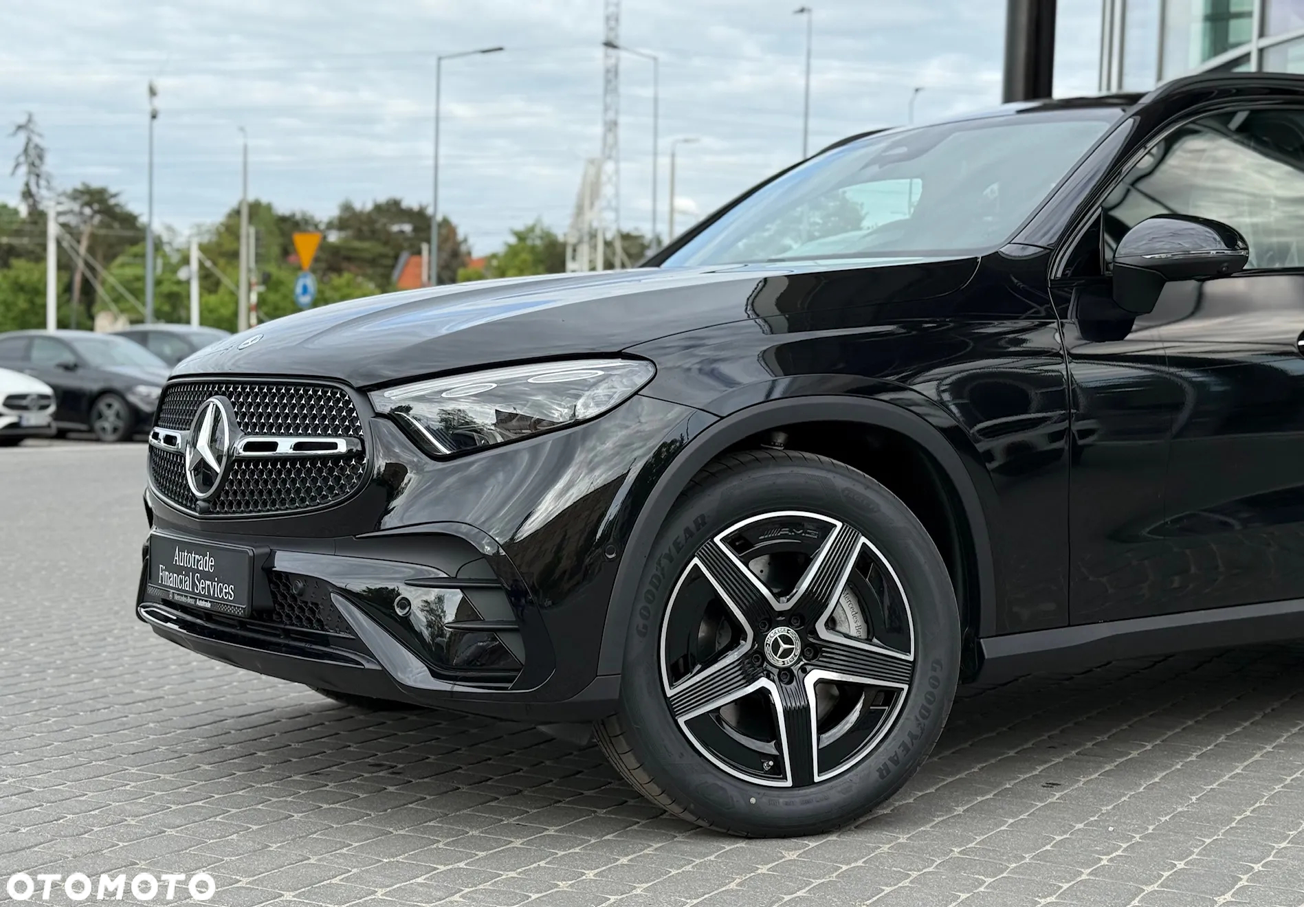 Mercedes-Benz GLC - 3