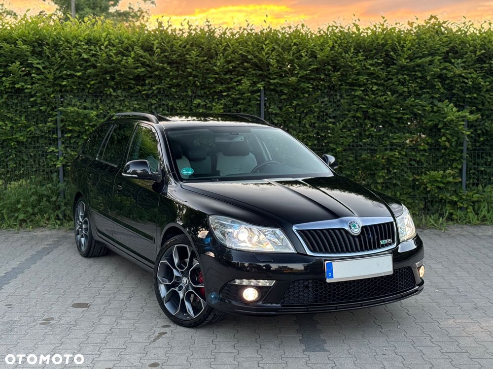 Skoda Octavia 2.0 TDI CR DPF DSG RS - 1