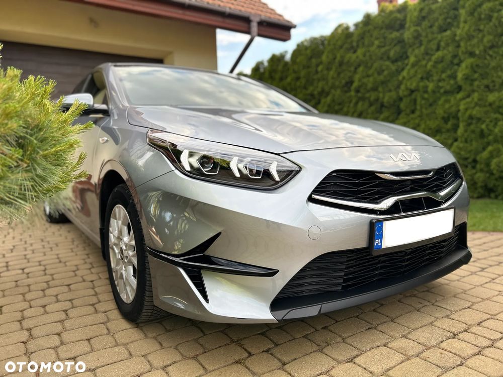 Kia Ceed 1.5 T-GDI M - 34