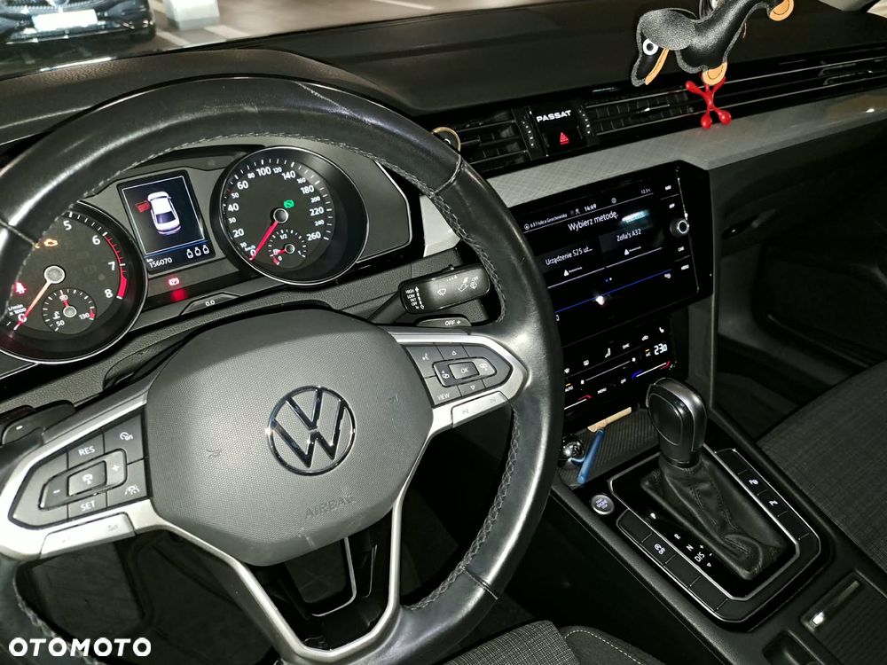 Volkswagen Passat - 10