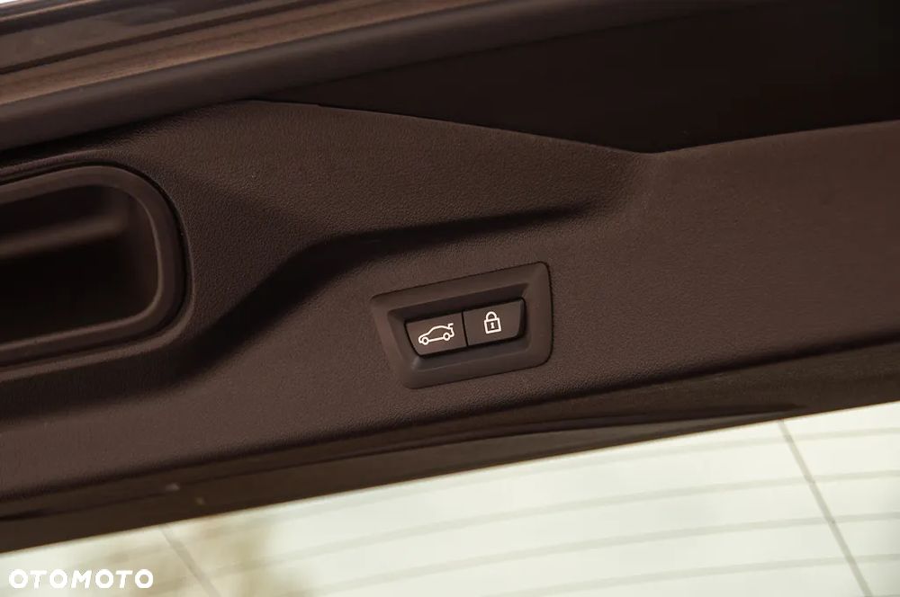 BMW X7 ver-xdrive40d-mhev-individual-edition-sport - 26