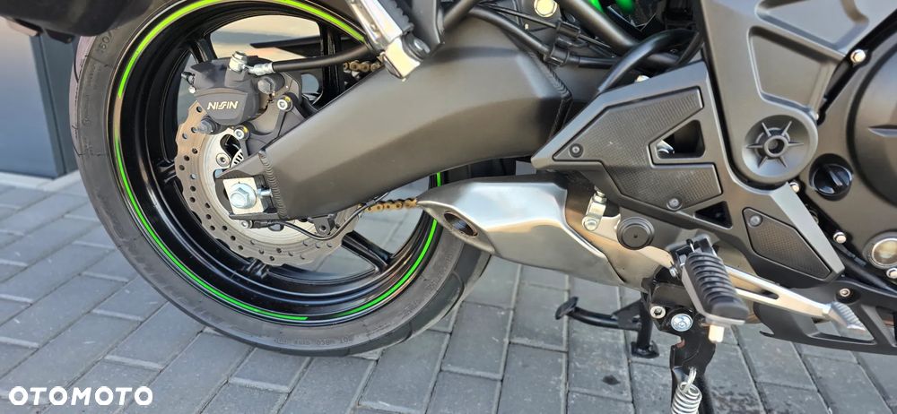 Kawasaki Versys 650 - 15