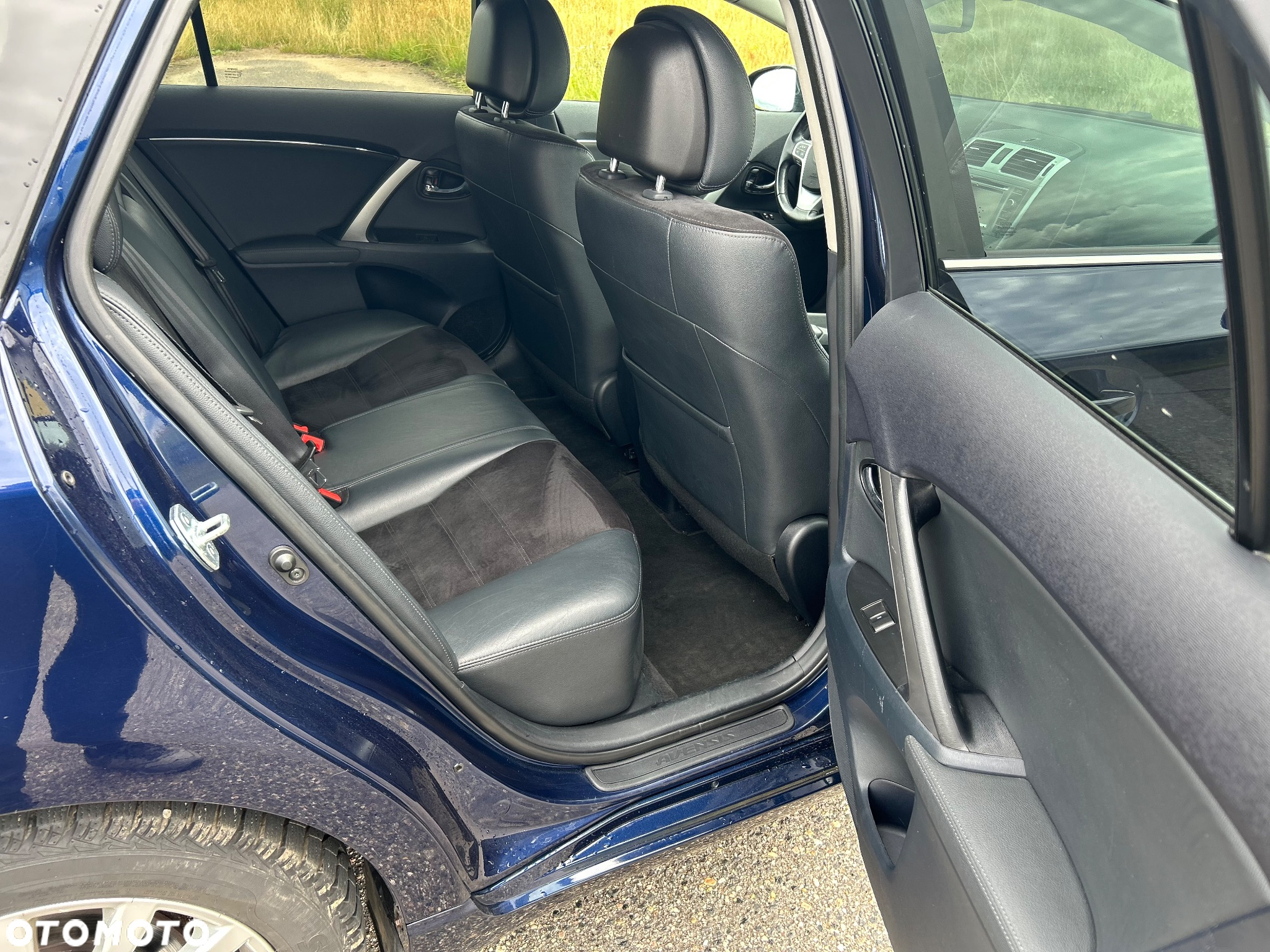 Toyota Avensis 2.0 D-4D Sol plus+NAVI - 13