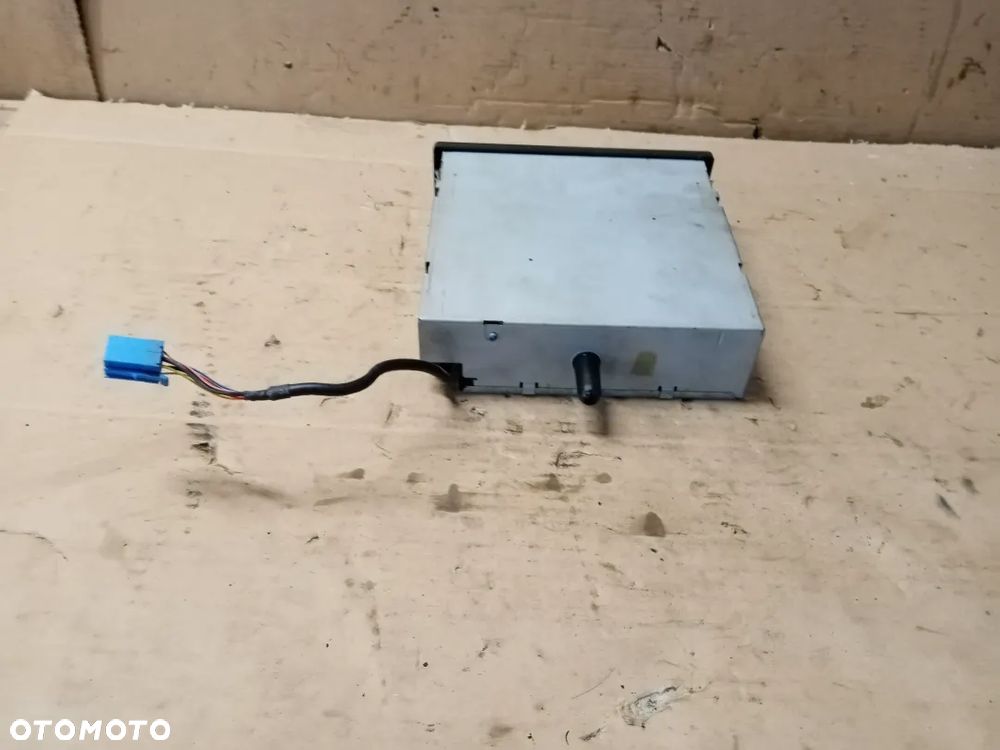 Zmieniarka CD 5 płyt magazynek Blaupunkt Fiat Punto II 2 - 4