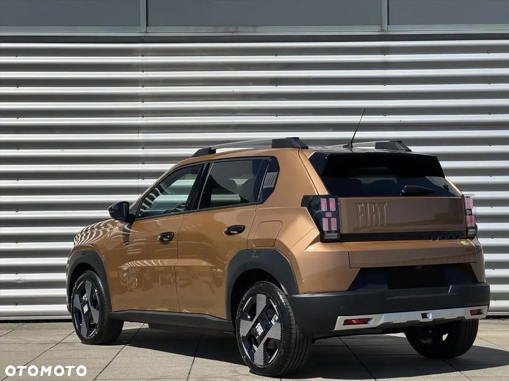 Fiat Grande Panda 1.2 mHEV La Prima eDCT - 3