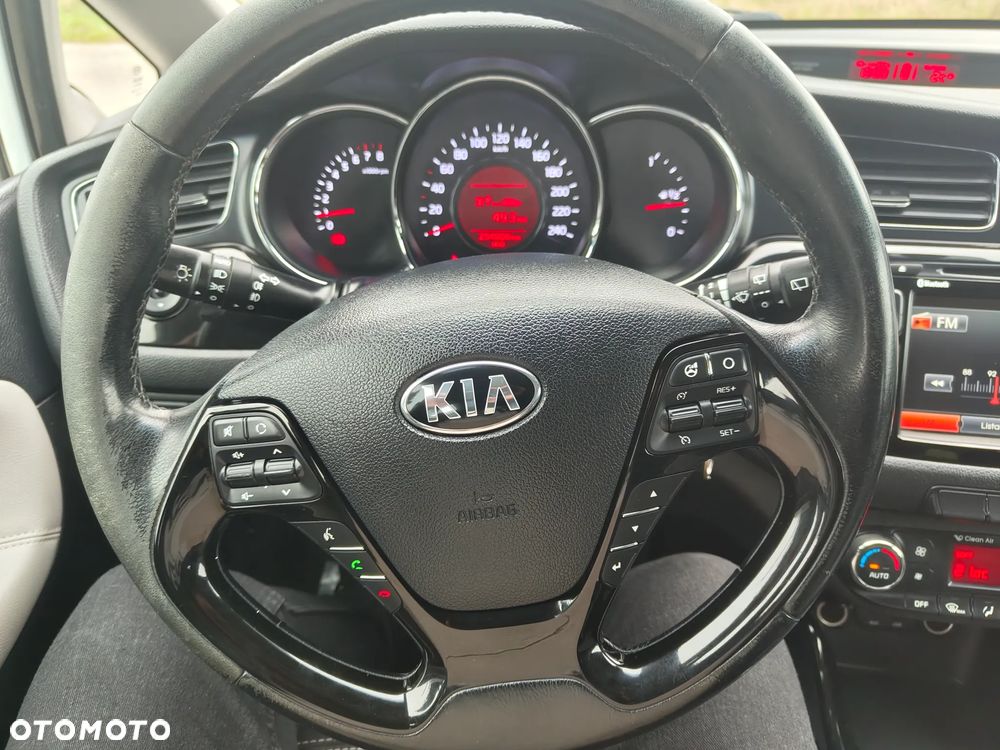 Kia Ceed 1.6 GDI Edition 7 - 12