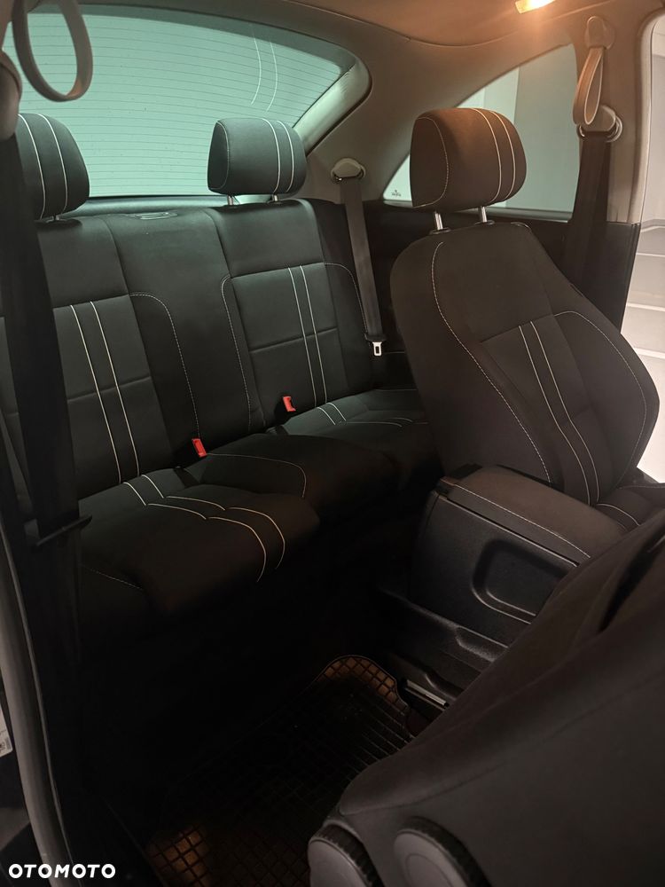 Volkswagen New Beetle 1.9 TDI - 10