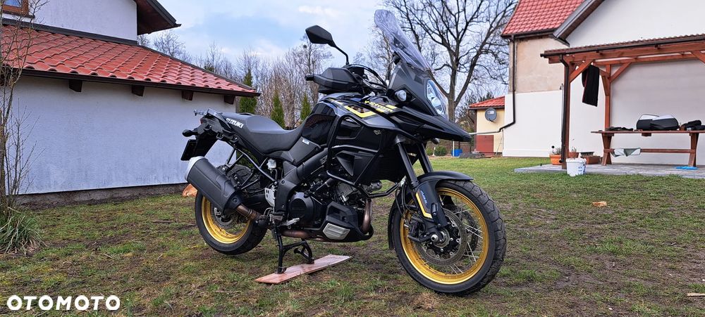 Suzuki V-STROM - 7