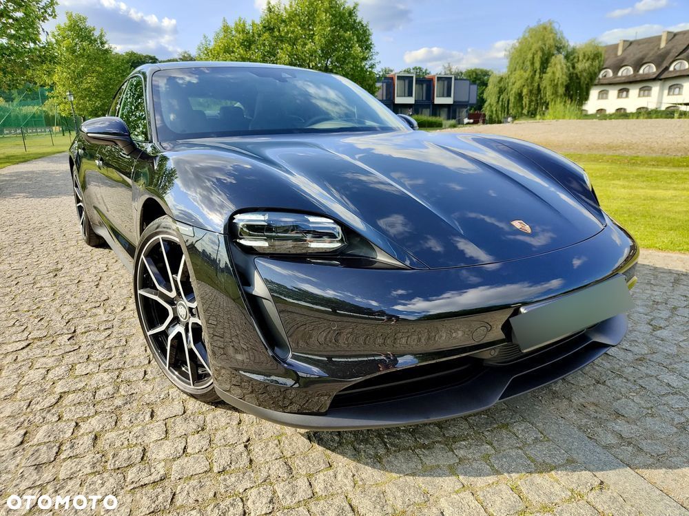 Porsche Taycan Performance Plus - 2