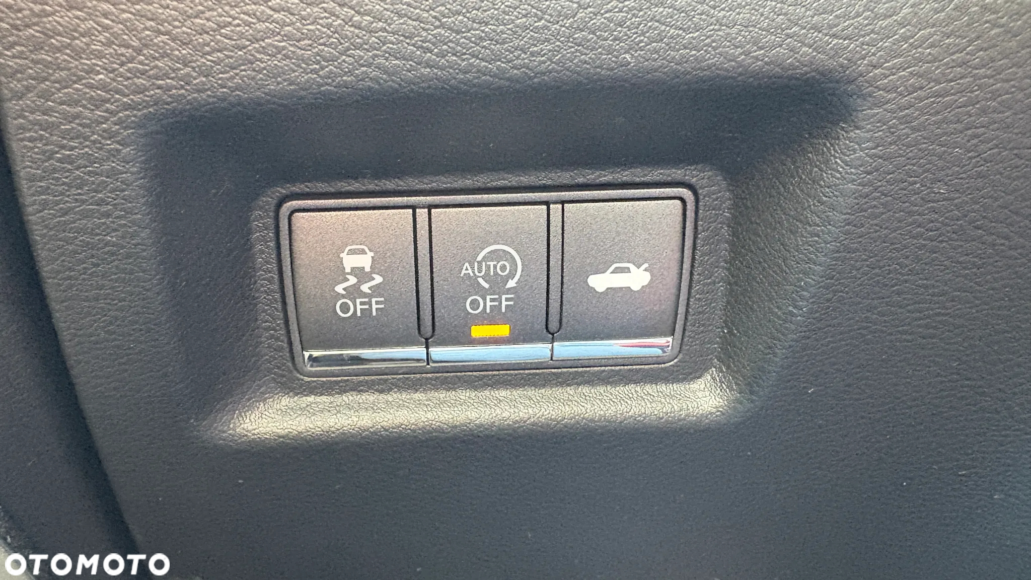 Infiniti Q60 2.0t Sport - 23