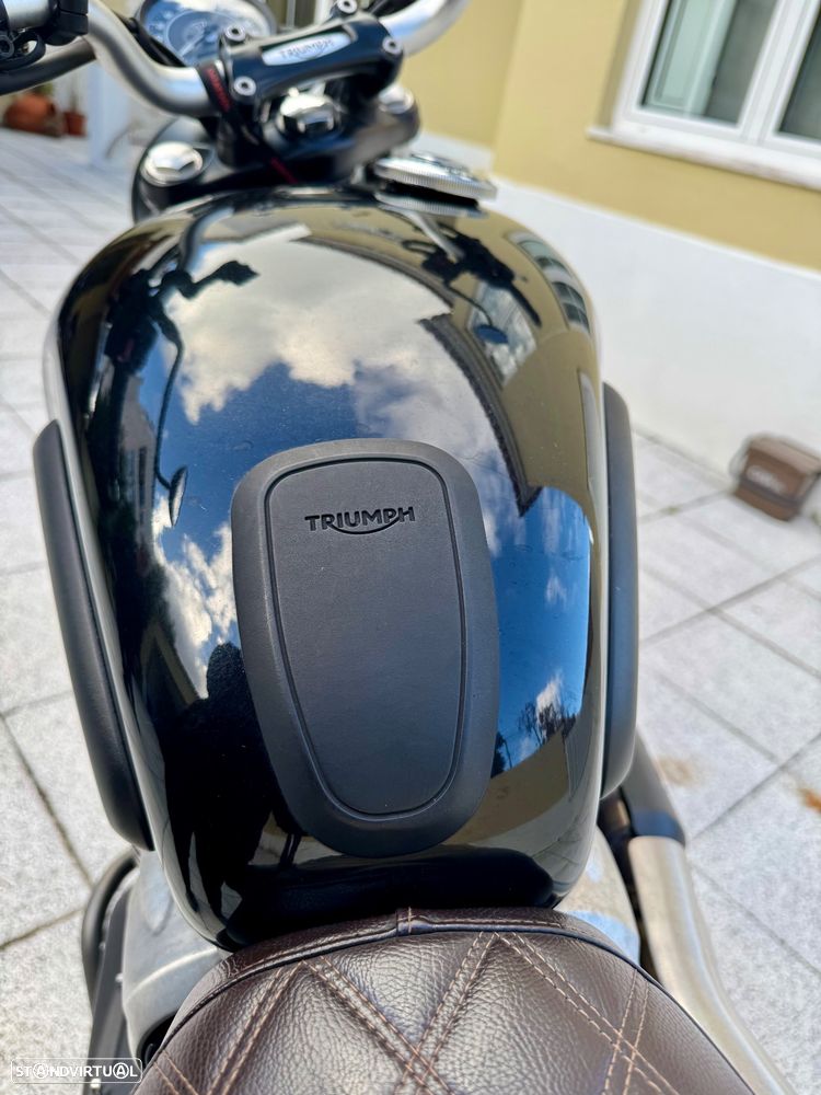 Triumph Scrambler - 5