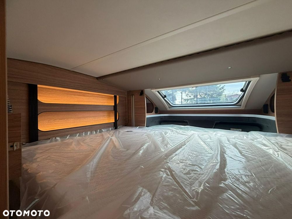 Weinsberg CaraCompact Suite MB 640 MEG - 8