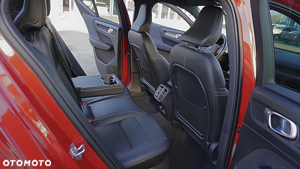 Volvo XC 40 T5 AWD R-Design - 16