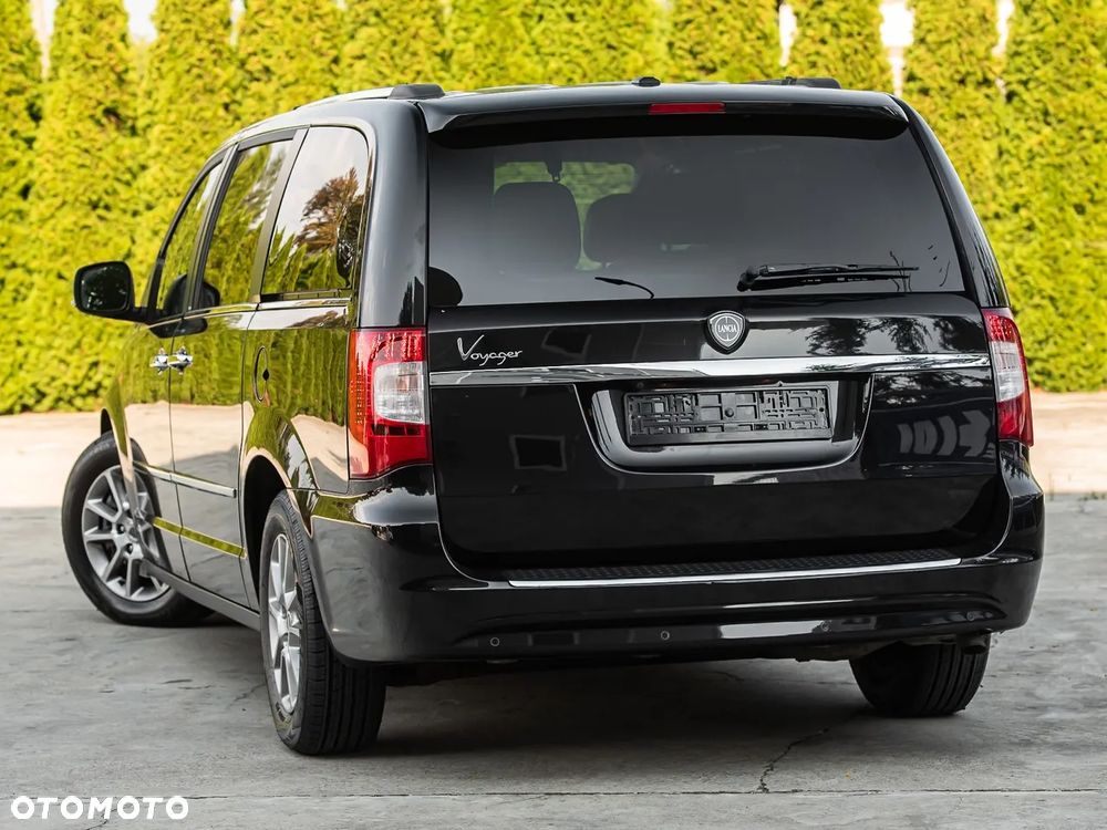 Lancia Voyager 2.8 Multijet 16v Platinum - 2