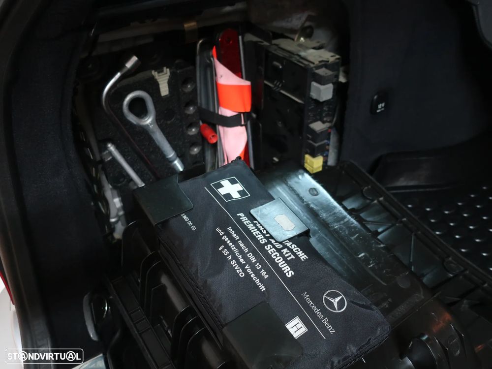 Mercedes-Benz C 220 - 12