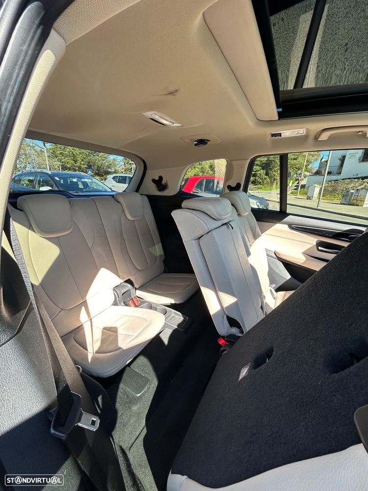 BMW 216 Gran Tourer d 7L Line Luxury - 10