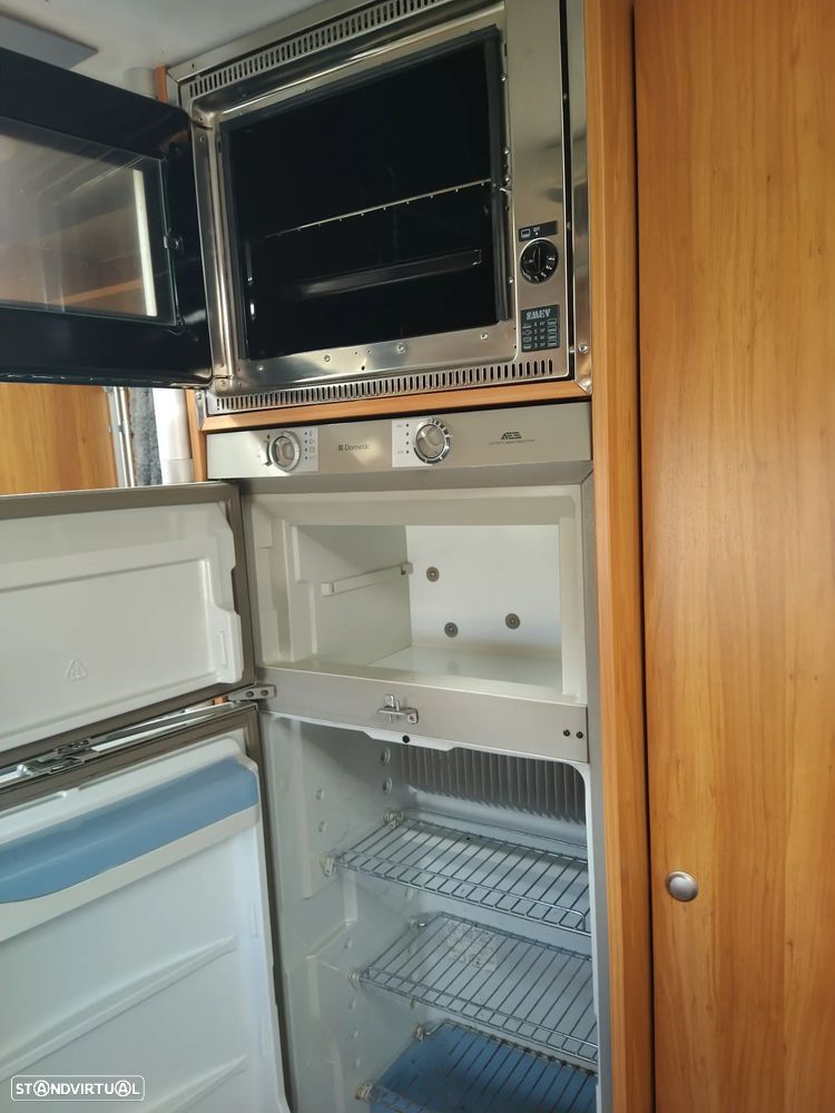 Burstner Premio - 13