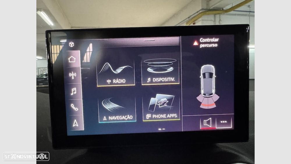 Audi Q2 30 TFSI Advanced — fotografia 17