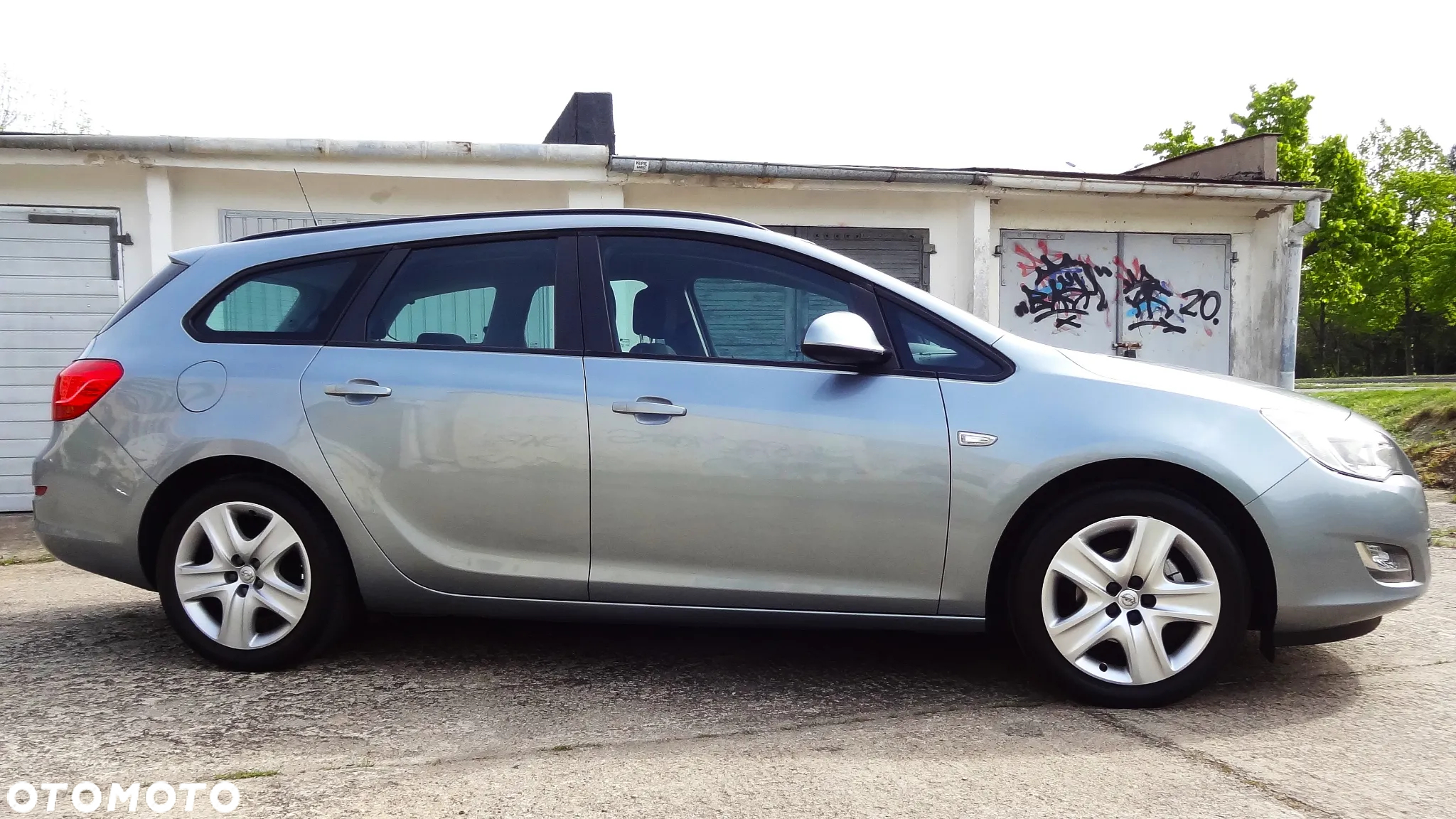 Opel Astra 1.6 Sports Tourer - 2