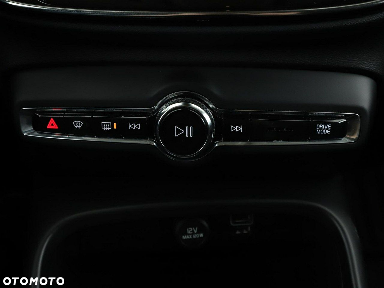 Volvo XC 40 D3 AWD Momentum - 29