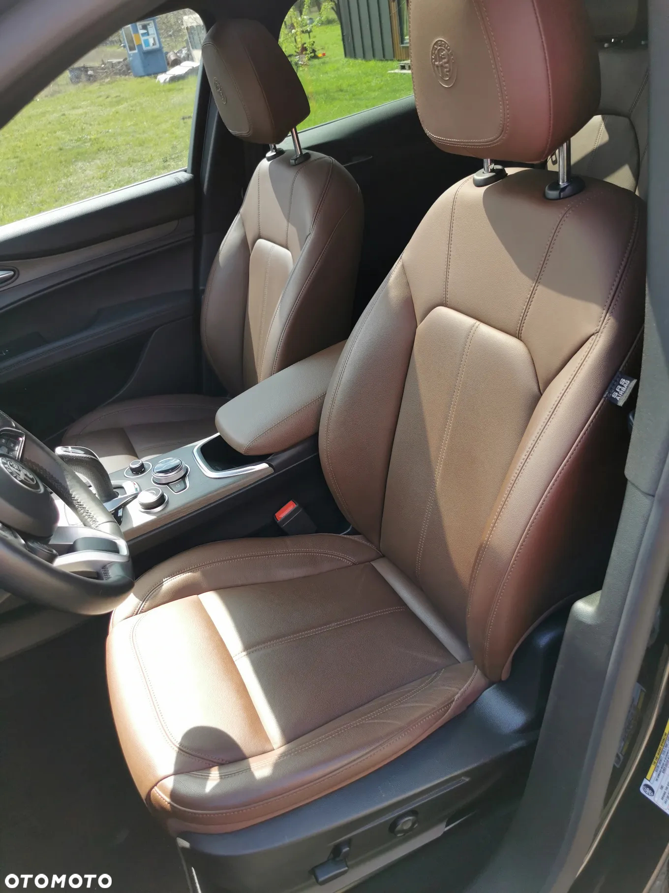 Alfa Romeo Stelvio 2.0 Turbo 16V AT8-Q4 Ti - 11