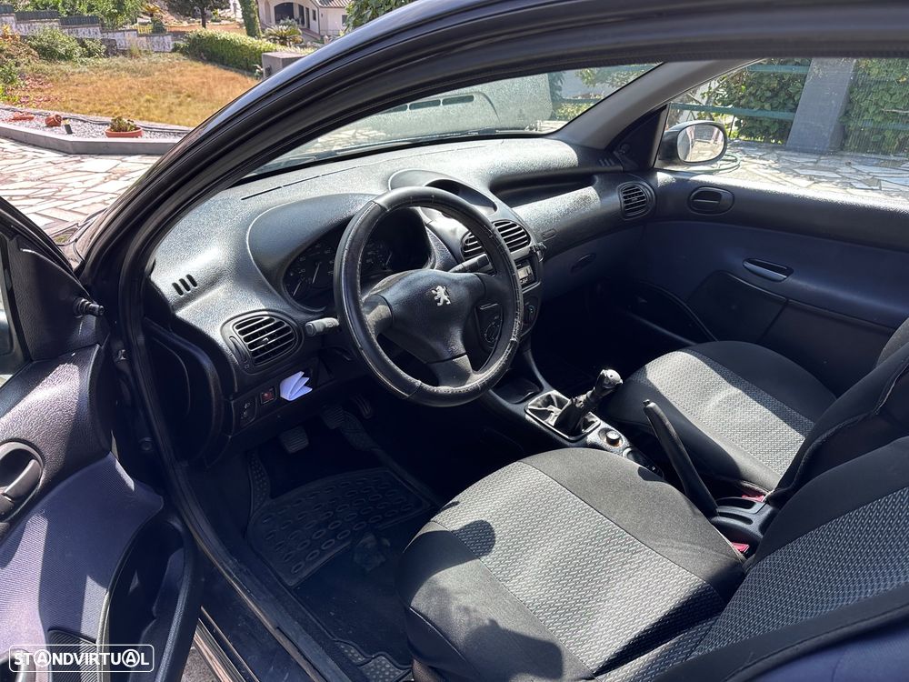 Peugeot 206 1.1 XR - 6