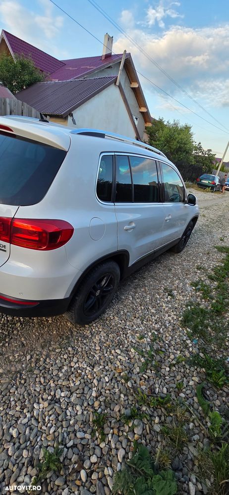 Volkswagen Tiguan 2.0 TDI DPF 4Motion Track&Field - 18