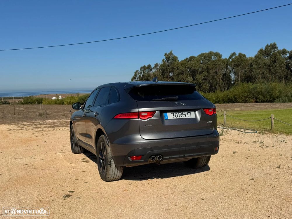 Jaguar F-Pace 2.0 i4D Pure AWD - 9