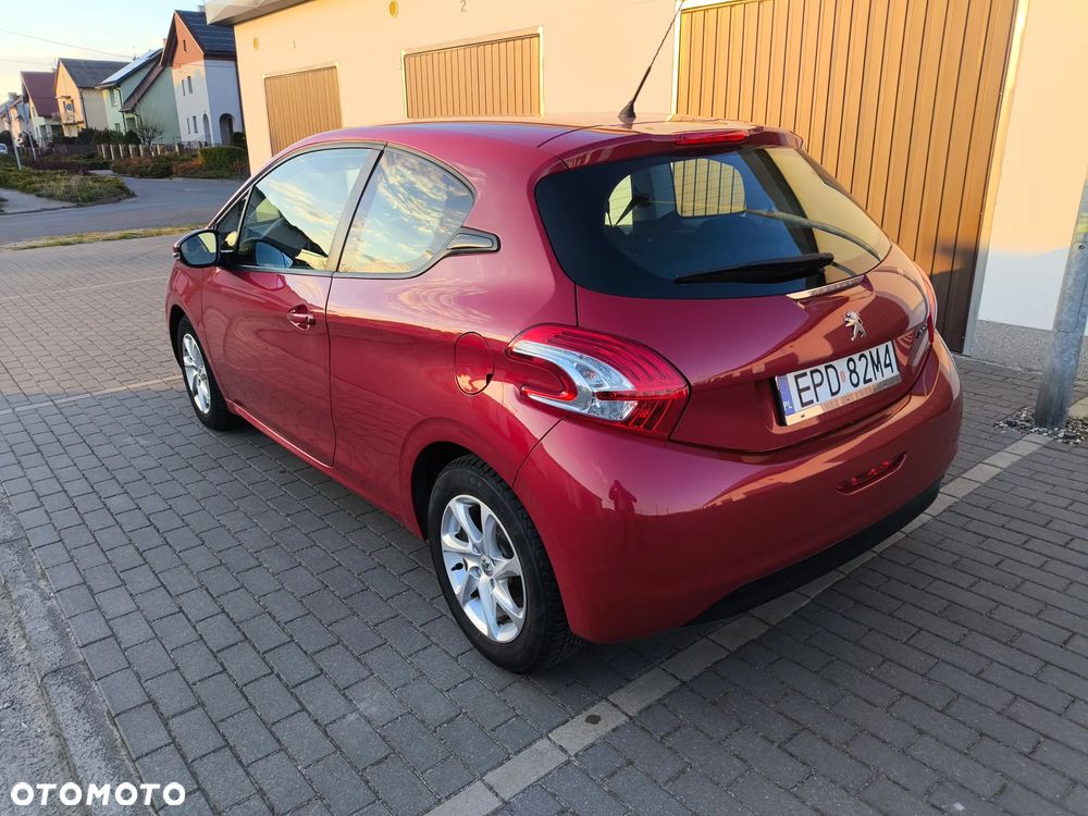 Peugeot 208 82 PureTech Style - 2