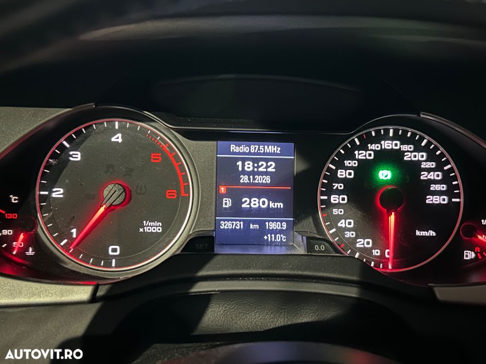 Audi A4 2.0 TDI B8 - 7