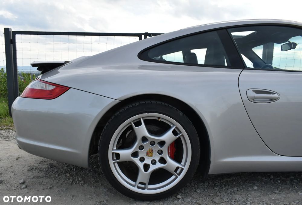 Porsche 911 Carrera S - 23