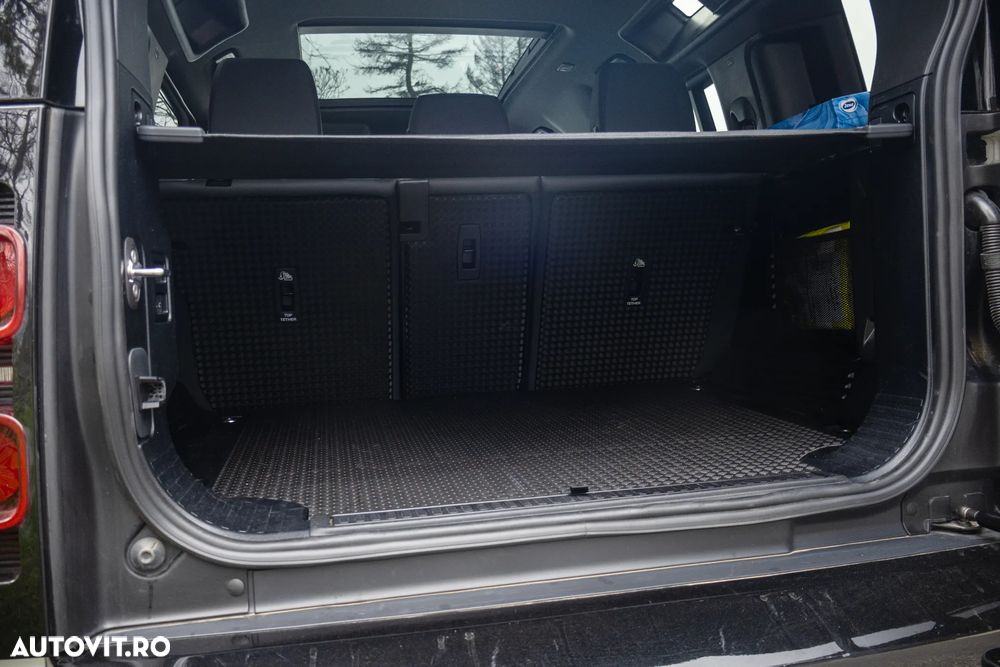 Land Rover Defender 110 3.0 D300 MHEV X-Dynamic SE - 40