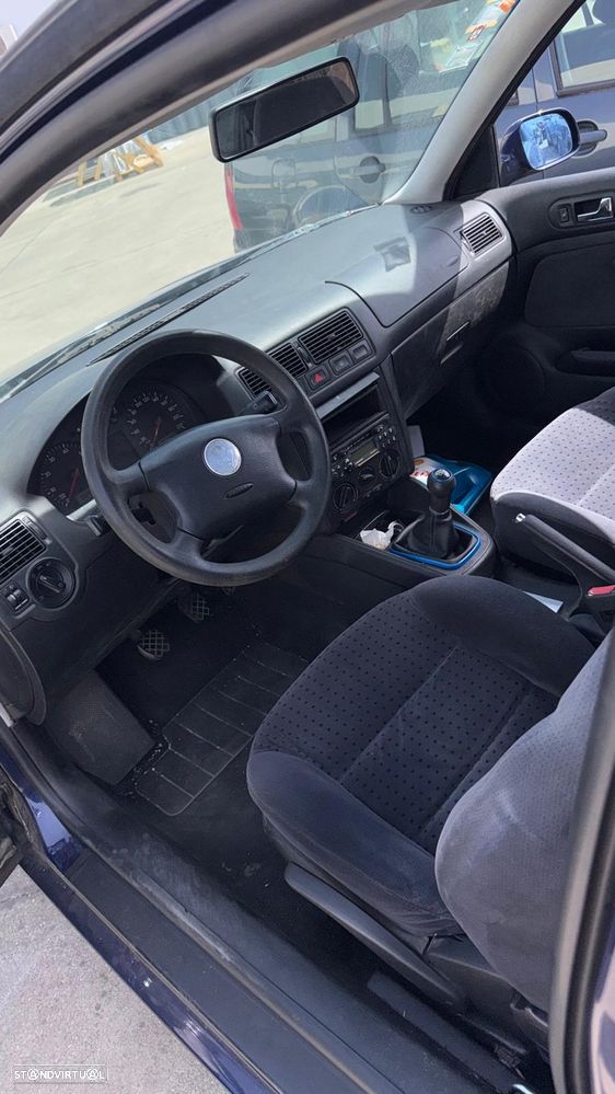 Vw Golf 4 de 1999 1.4 gasolina para peças - 6