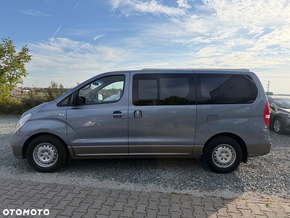Hyundai H-1 Starex - 23