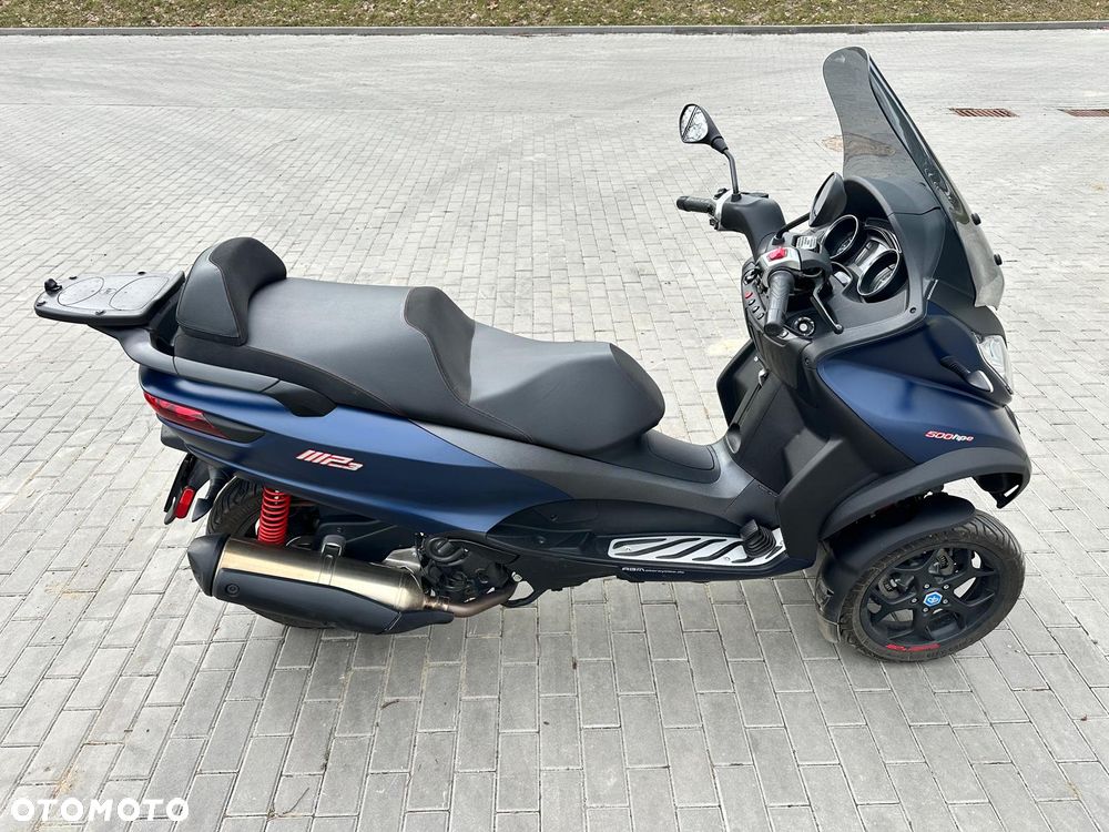 Piaggio MP-3 - 4
