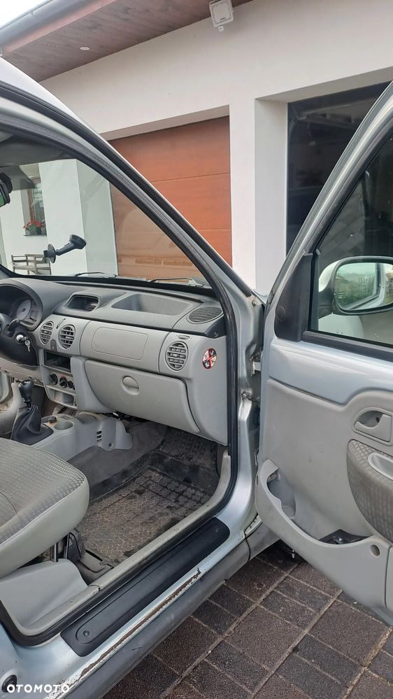 Renault Kangoo - 17