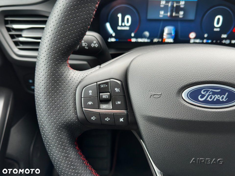 Ford Focus - 8